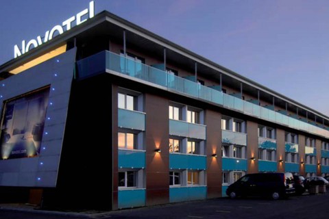 HOTEL NOVOTEL, SURELEVATION ET AGRANDISSEMENT – BUSSIGNY